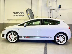 Seat Leon 2.0 TSI CUPRA R310 WHITE LIMITED EDITION