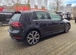 Volkswagen Golf VII GTI Performance