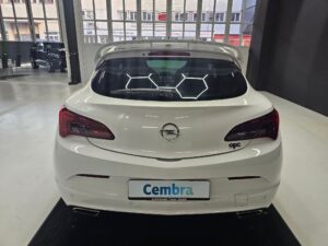 OPEL Astra GTC 2.0 Turbo OPC – 280 CV