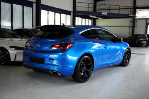 Opel Astra OPC 2.0 Turbo – 280 CV