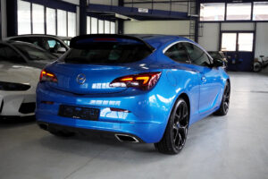Opel Astra OPC 2.0 Turbo – 280 CV